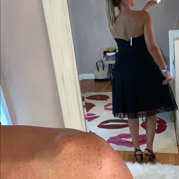 Dress - Picture 3 of 9